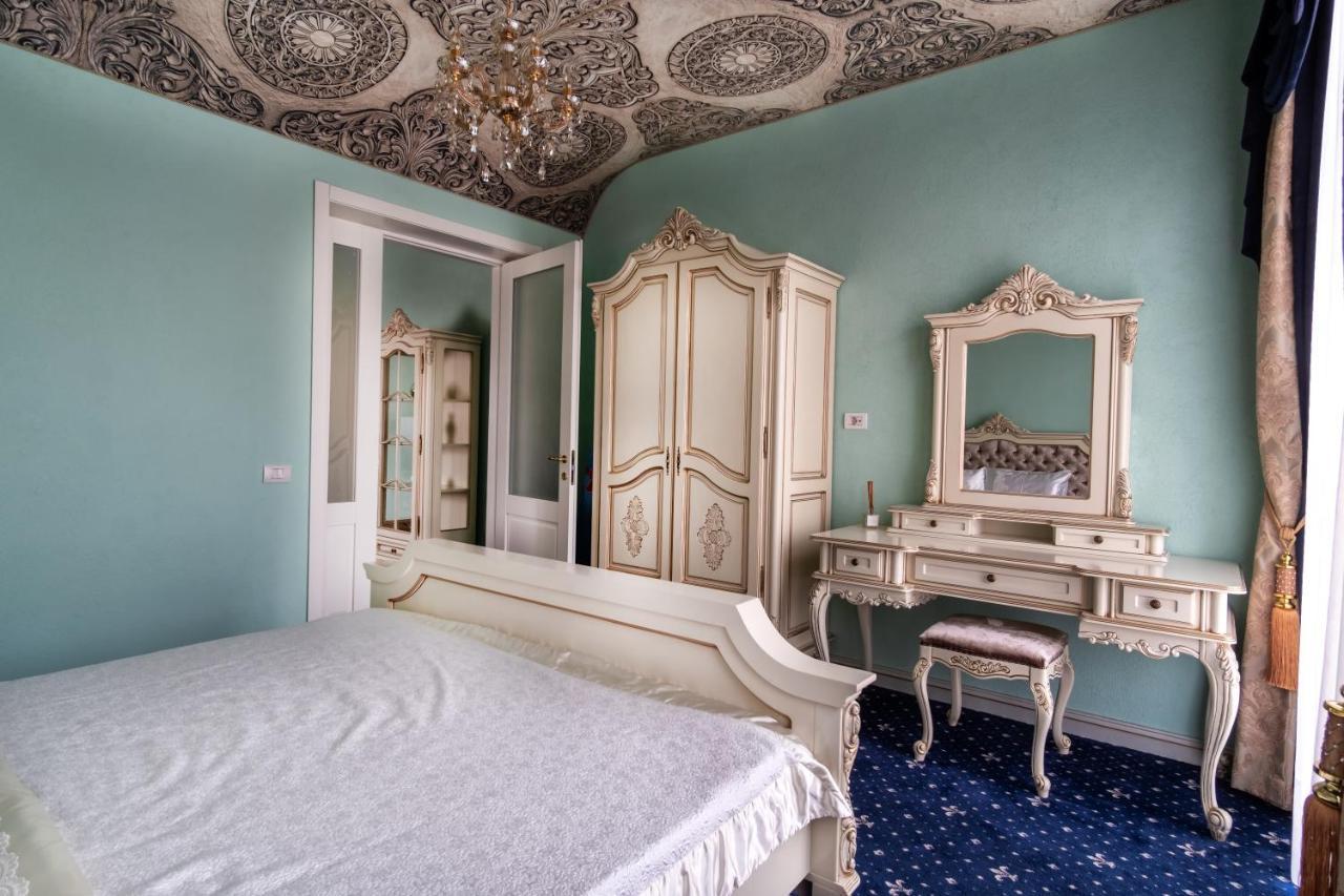 Jmr Royal -Luxury Rooms & Private Sauna Constanţa Exterior foto